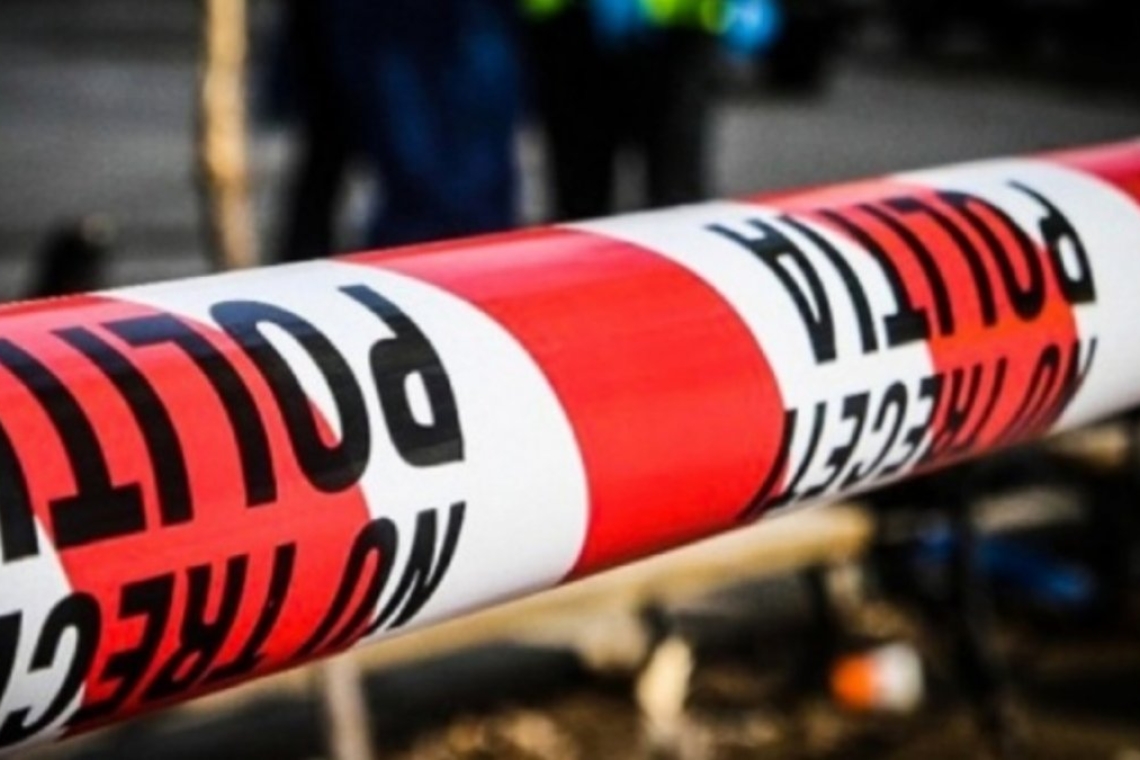 Tragedie la Ploiești: un bărbat de 75 de ani a murit după ce s-ar fi aruncat de la etajul al treilea al unui bloc